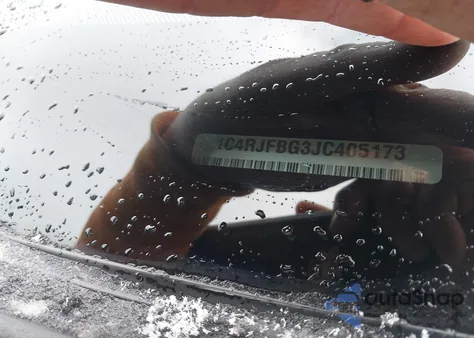 2018 Jeep Grand Cherokee Limited 4X4 from USA, damaged, VIN 1C4RJFBG3JC405173